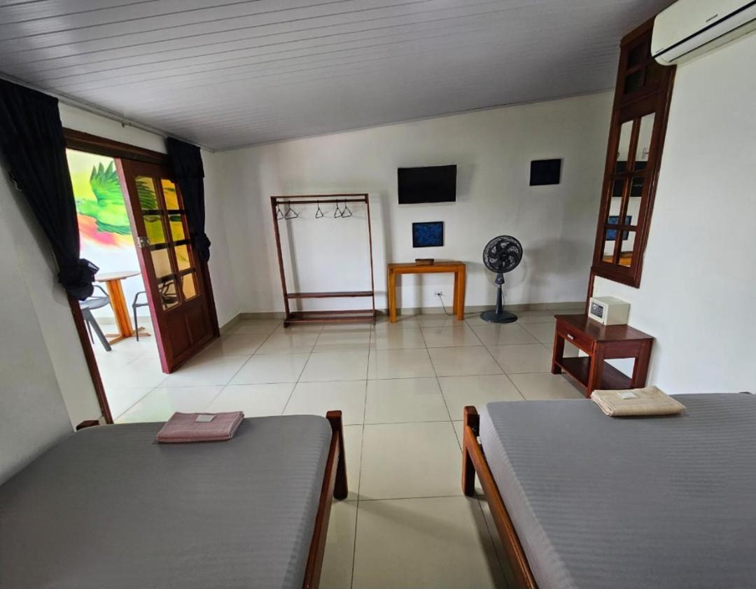 Kanaq Hotel Tours Leticia Esterno foto