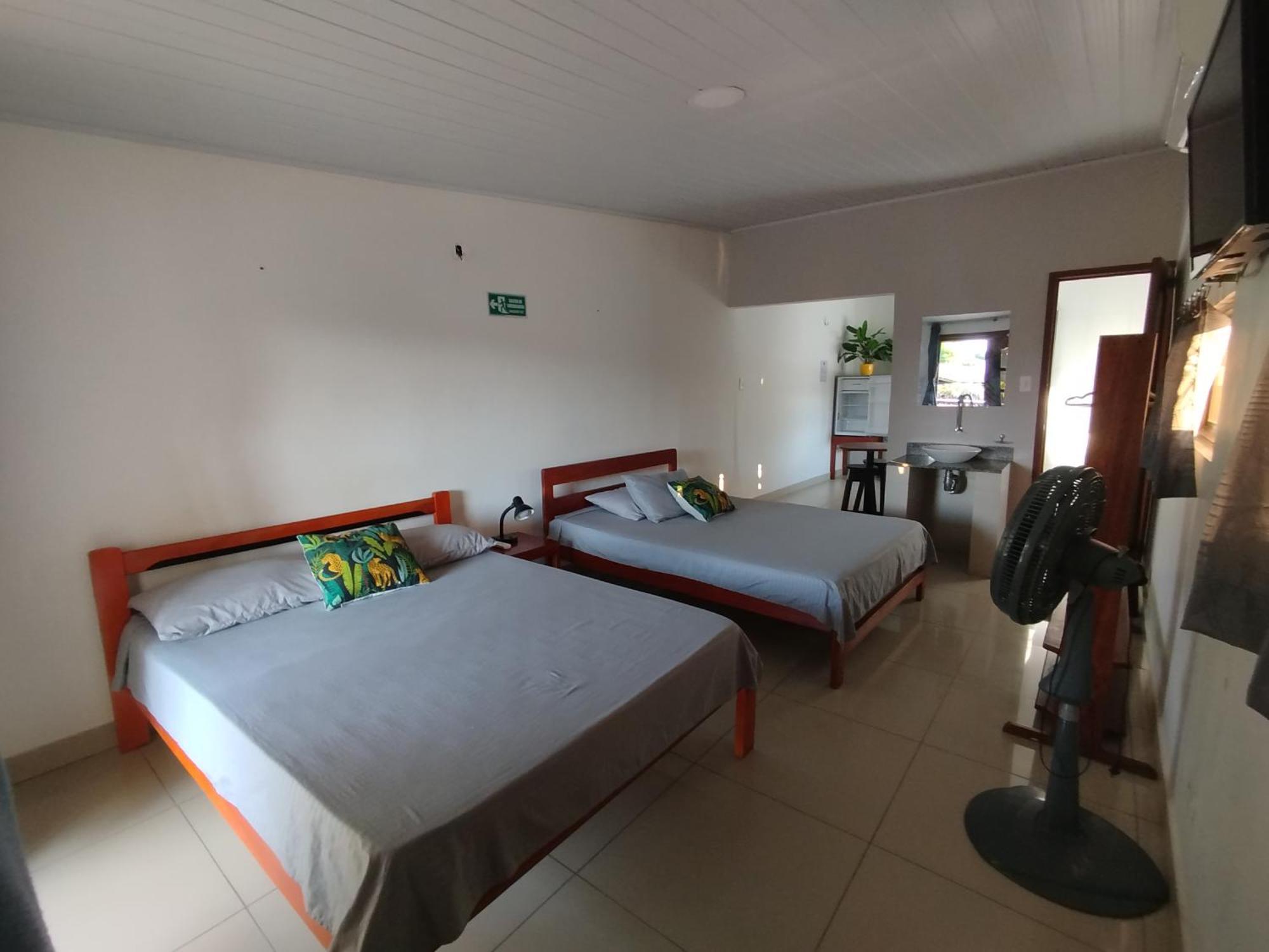 Kanaq Hotel Tours Leticia Esterno foto